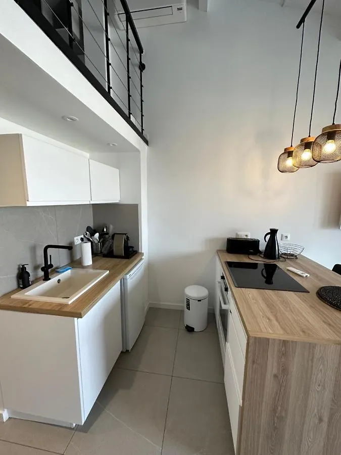 Appartement comptemporain vue mer Grimaud