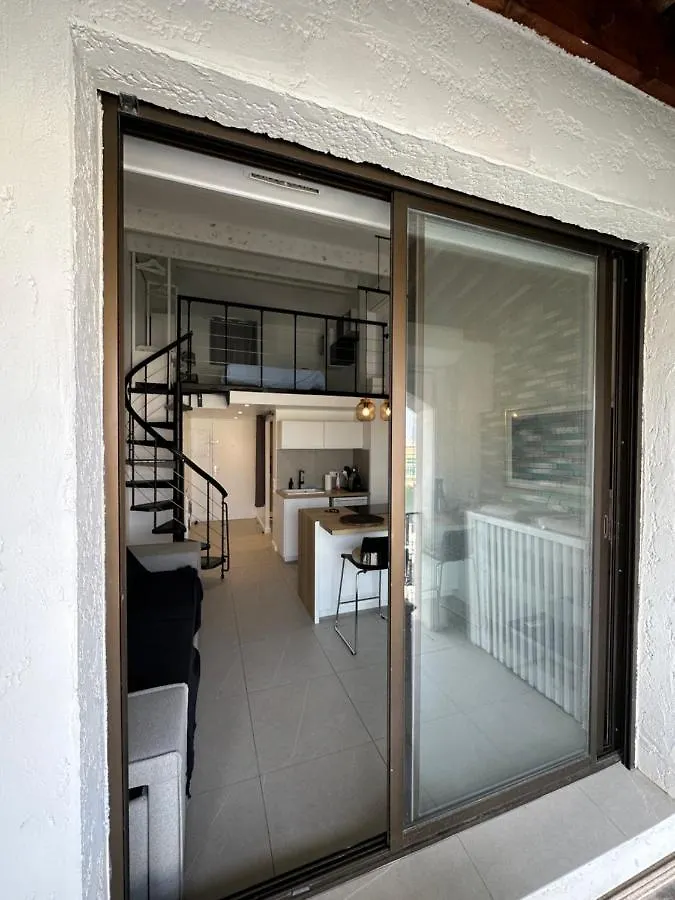Appartement comptemporain vue mer Grimaud 0*,