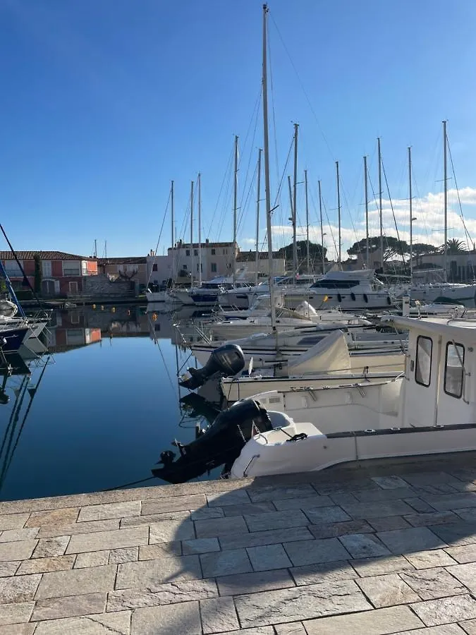 Appartement Comptemporain Vue Mer Grimaud Apartamento
